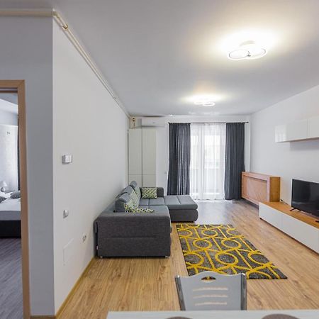 Moonlight Sky Mamaia Apartment Ngoại thất bức ảnh