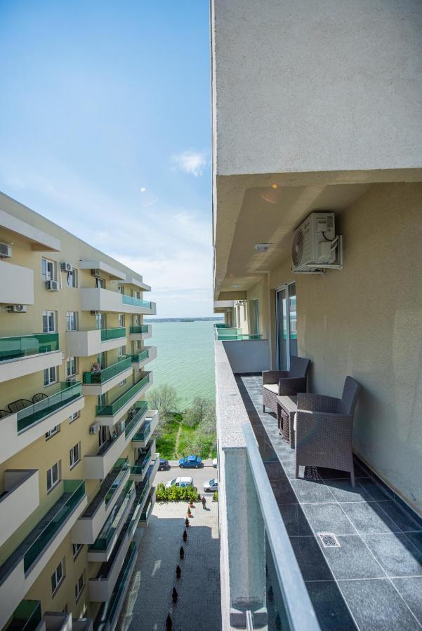 Moonlight Sky Mamaia Apartment Ngoại thất bức ảnh