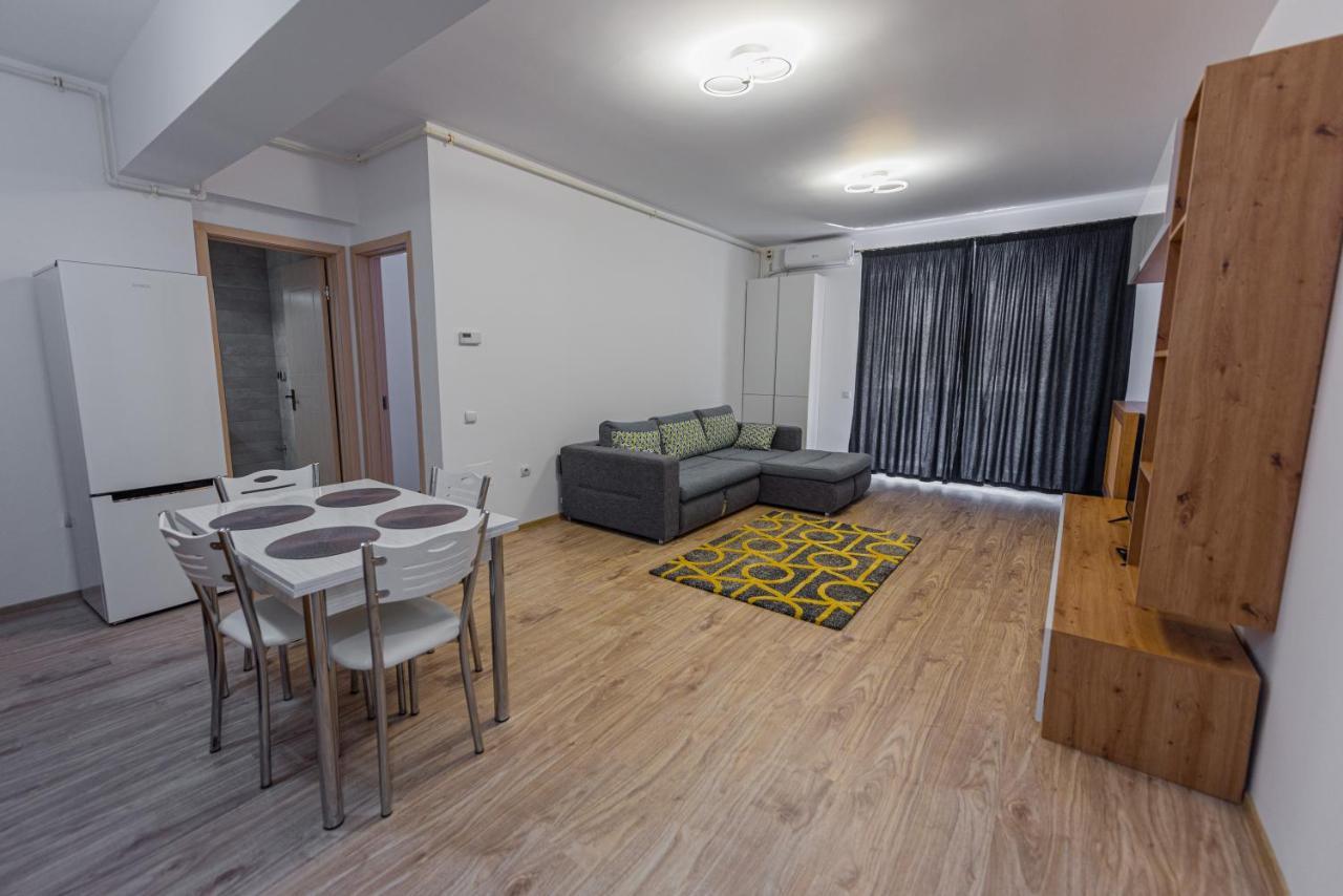 Moonlight Sky Mamaia Apartment Ngoại thất bức ảnh