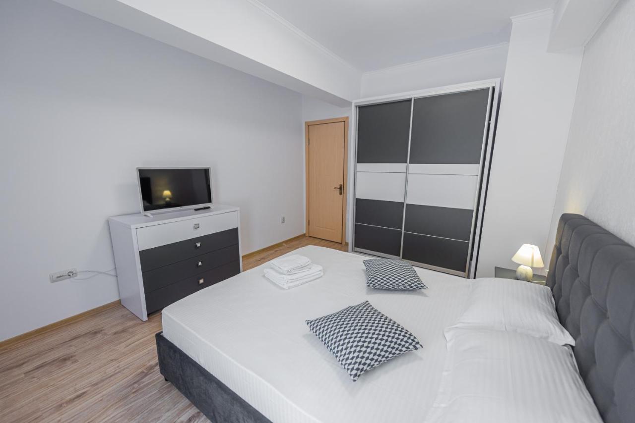 Moonlight Sky Mamaia Apartment Ngoại thất bức ảnh