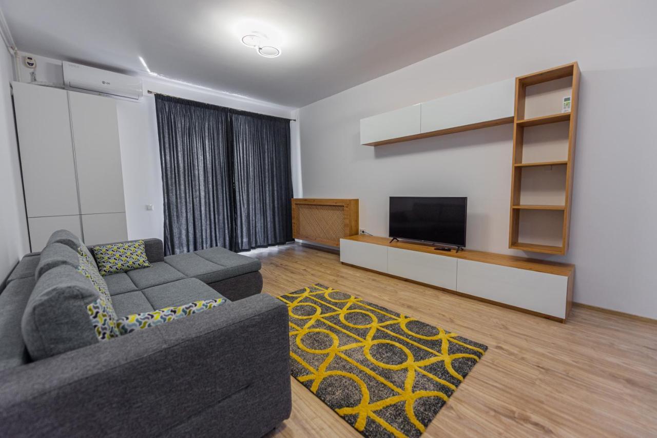 Moonlight Sky Mamaia Apartment Ngoại thất bức ảnh