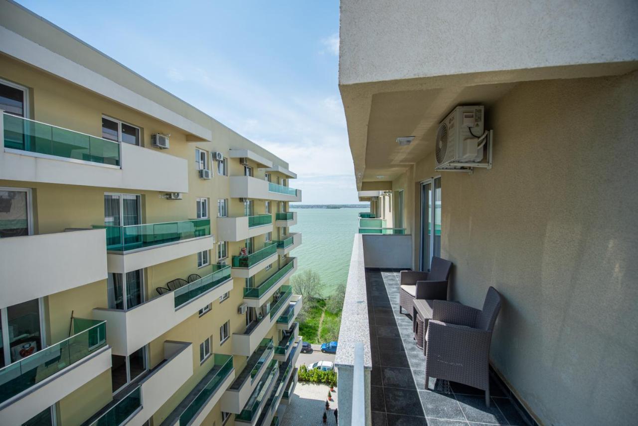 Moonlight Sky Mamaia Apartment Ngoại thất bức ảnh