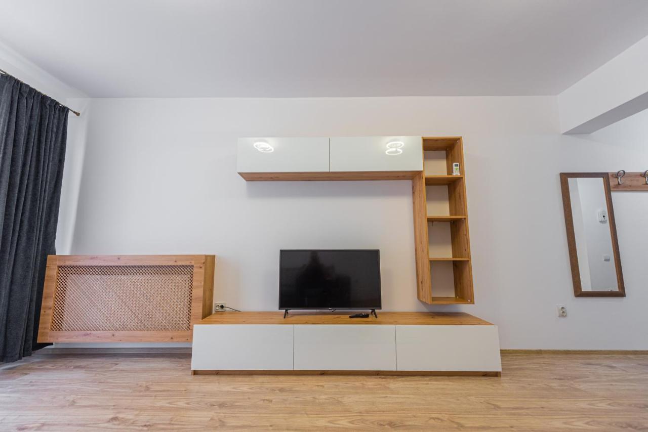 Moonlight Sky Mamaia Apartment Ngoại thất bức ảnh