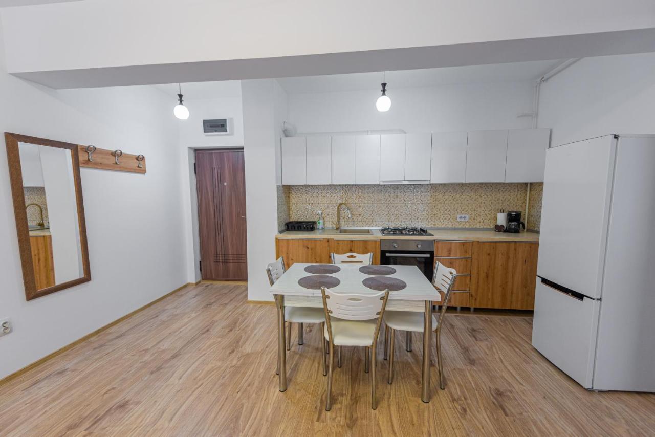 Moonlight Sky Mamaia Apartment Ngoại thất bức ảnh
